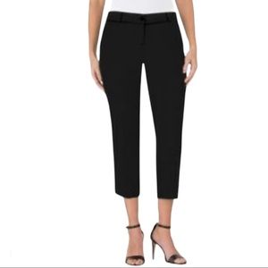 Women's Stretch Slim Leg Crop Pant